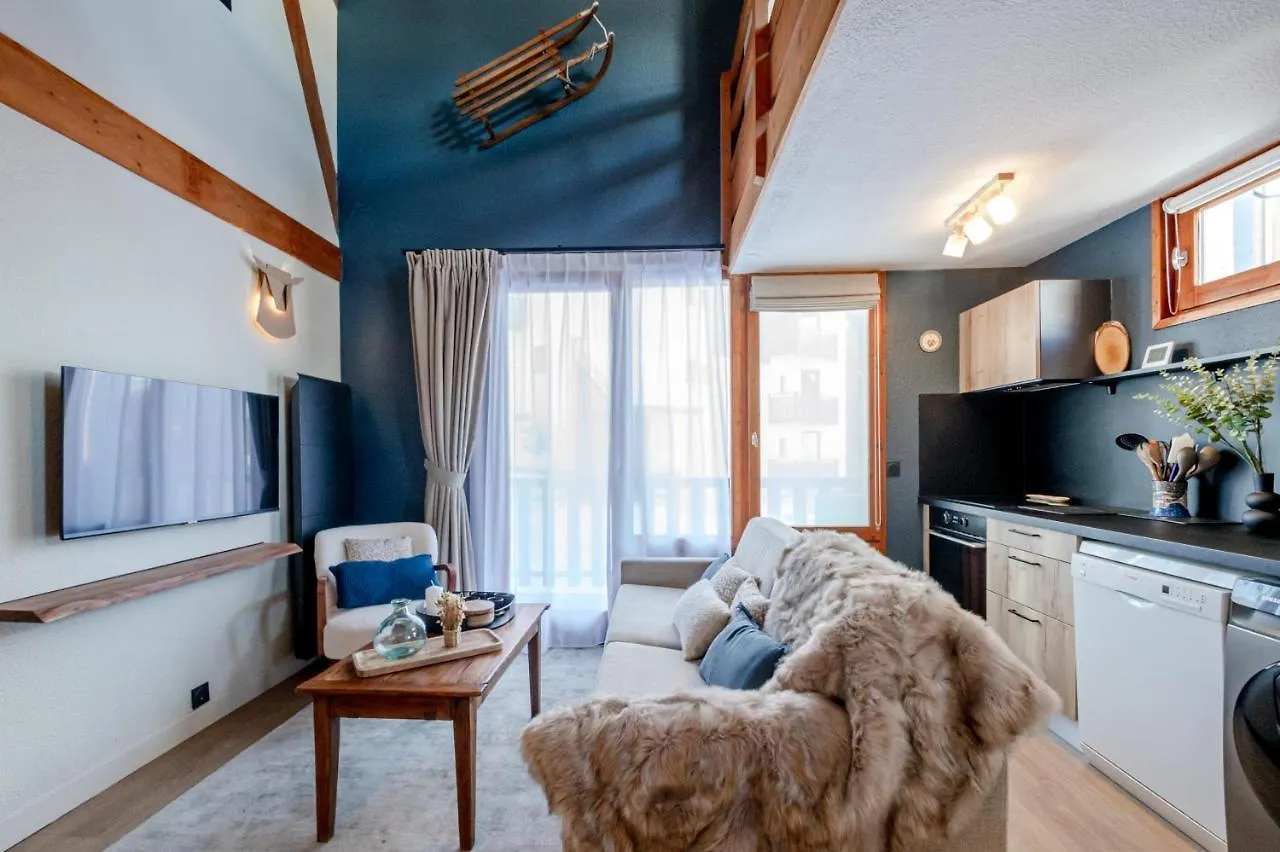 Le Chalerick - Triplex Renove 6 A 8 Personnes - Hyper Centre Valmeinier 1800 - Ski Aux Pieds Apartment